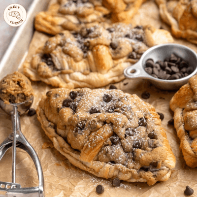 Choco chips croissant